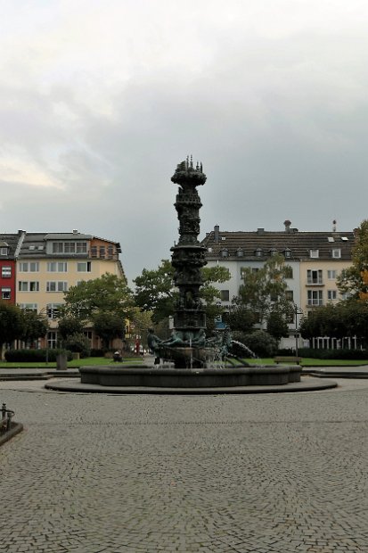 T_Koblenz00086 Oarsmens Fountain