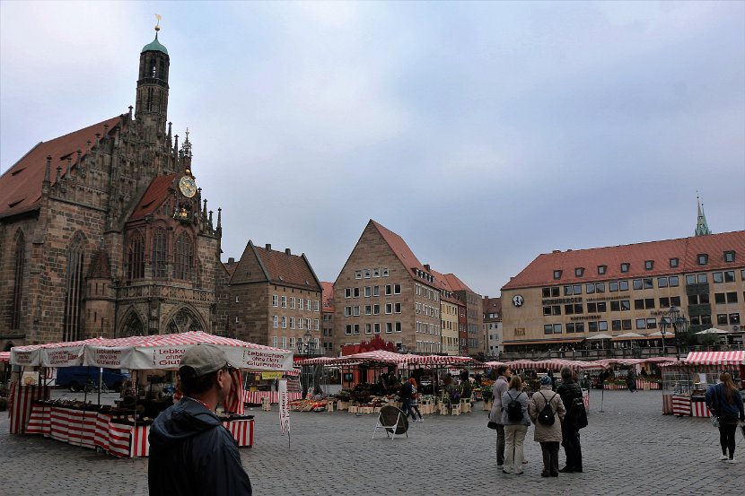 N_Nuremburg00071 Church of Our Lady and the Grand Market