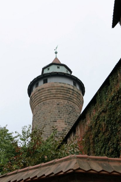 N_Nuremburg00030 Nuremberg Castle - Sinwell Tower