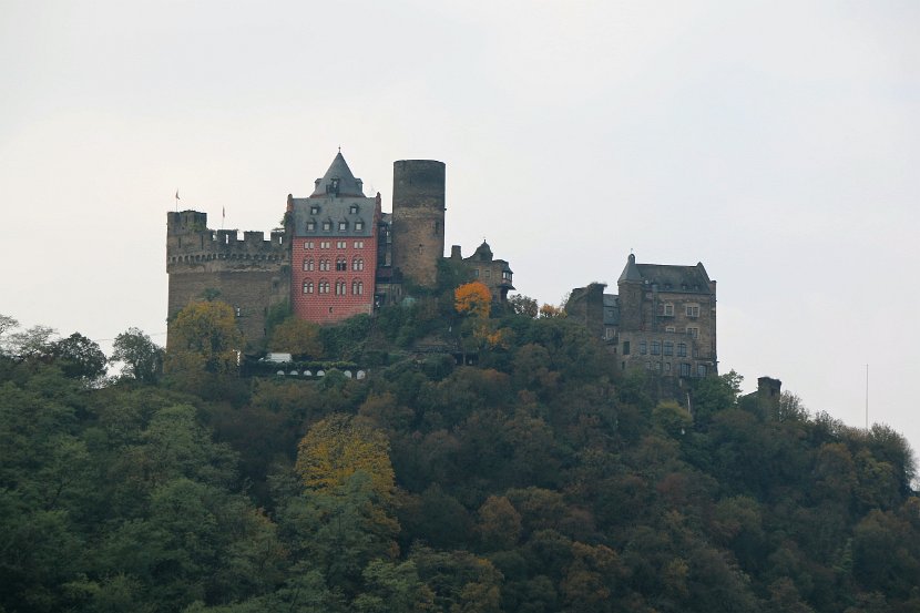 S_Middle Rhine00134 Schonburg Castle