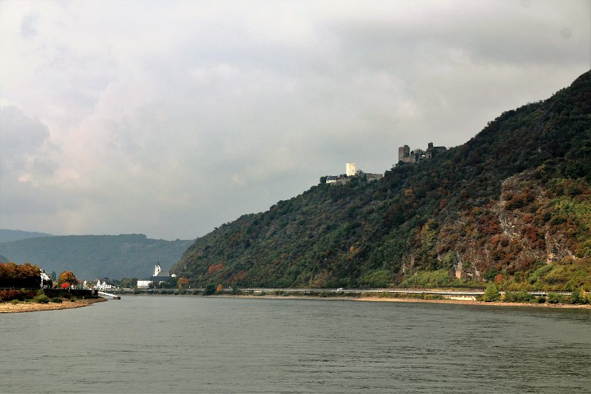 S_Middle Rhine00198 Sterrenberg Castle - right and Liebenstein Castle - Left